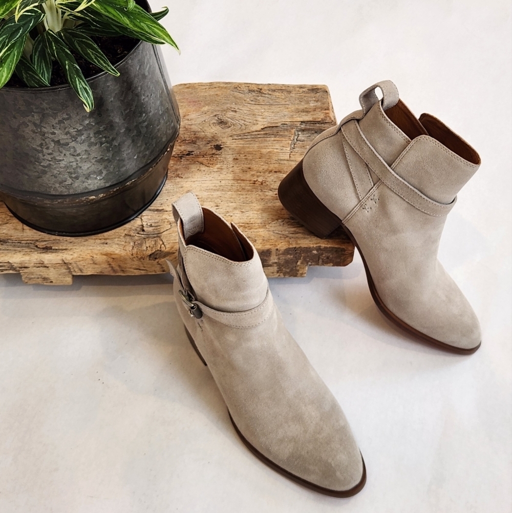 || RAG & BONE || Walker Buckle boot, ice gray  suede, heels, size 38